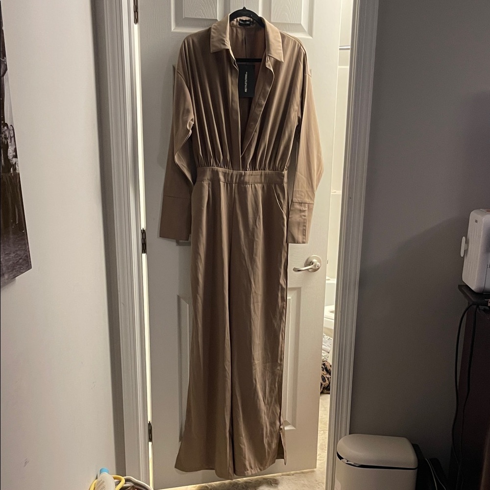 Wide leg jumpsuit